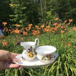 👸 ROYAL ALBERT Creamer Sugar Dish Fine China Floral EUC